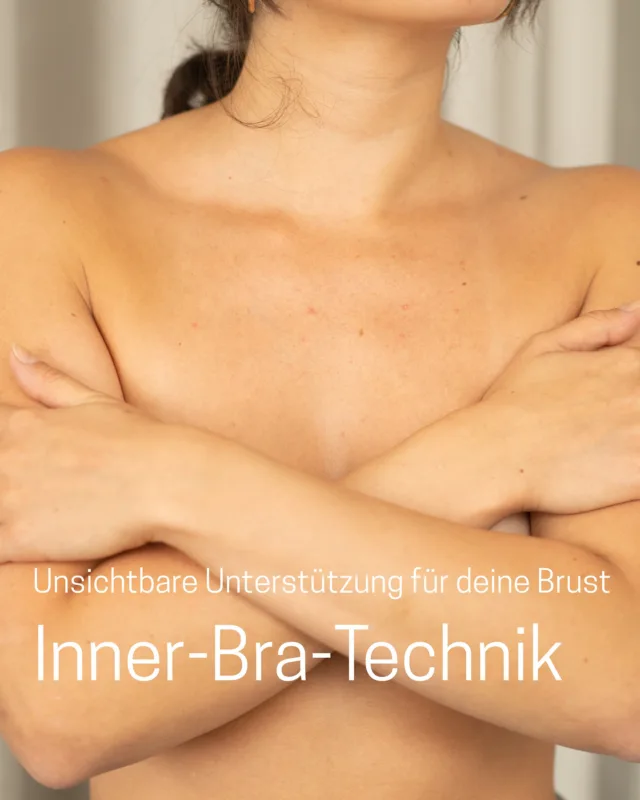Unsichtbare Unterstützung von innen – was die Inner-Bra-Technik leisten kann ✨

Die Inner-Bra-Technik ist eine moderne Methode zur inneren Stabilisierung der Brustform – ganz ohne Fremdmaterial. 

Dabei wird körpereigenes Gewebe so umgeformt und fixiert, dass es wie ein „innerer BH“ von innen stützt. Eingesetzt wird sie vor allem bei stark erschlafftem Gewebe – z. B. nach Schwangerschaft, Stillzeit, Gewichtsverlust oder als ergänzende Technik bei Brustverkleinerungen und Korrektureingriffen.

Ziel ist immer eine langfristige Formstabilität – mit möglichst natürlicher Kontur und geringerer Belastung der äußeren Hautnähte.

👉🏼 Du fragst dich, ob das für dich infrage kommen könnte? Dann vereinbare gerne ein persönliches Beratungsgespräch in unserer Sprechstunde – wir nehmen uns Zeit für dich🤍
•
•
#chirurgie #brustop #ästhetischechirurgie #schönheitschirurgie #schönheit #brustoperation #plastischechirurgie #münchen